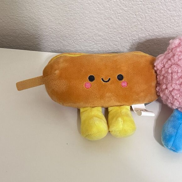 Hallmark Better Together Corn Dog and Cotton Candy Magnetic Plush Pair Set w/TAG - Picture 2 of 11